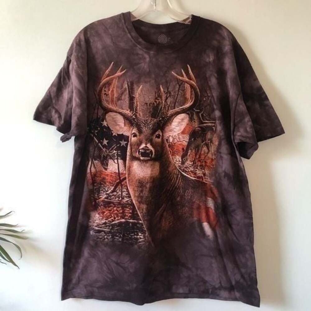 Patriotic USA Flag Deer Hunter Shirt
